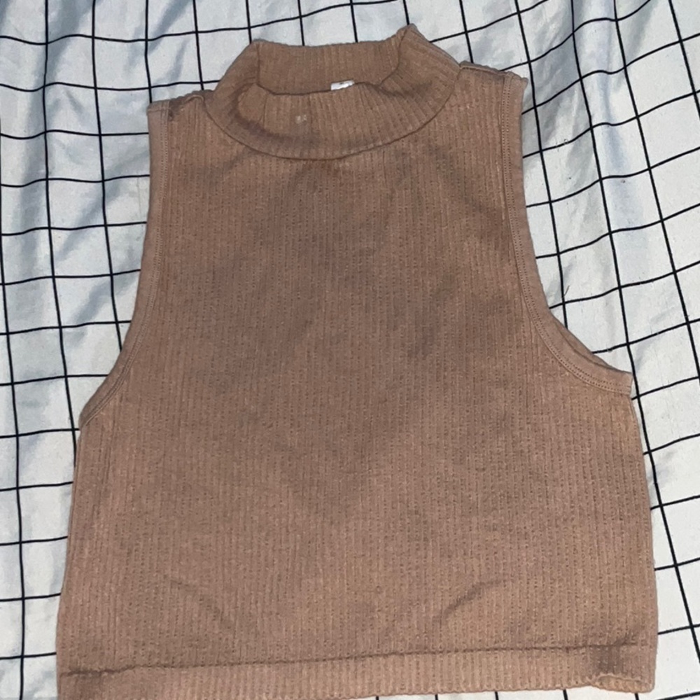 Aero tan sleeveless crop-top ribbed